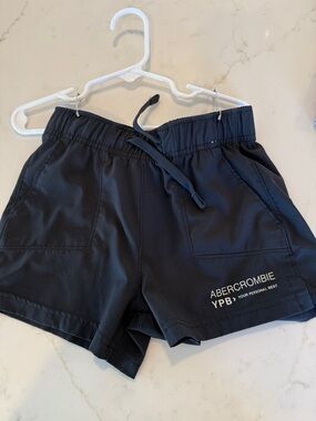 abercrombie kids black elastic waist shorts